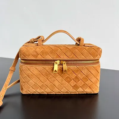Bottega Veneta Bang Bang Vanity Case in Brown Suede Calfskin