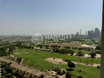 عرض ملعب الجولف | شقة بغرفتي نوم | شرفة تراس