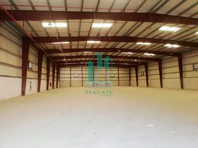 Well maintained - 3000 sq foot - Al quoz