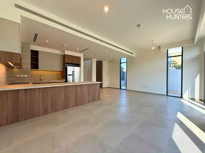 4 Bed G+2| Pool View | Big Corner Plot | Avail JAN