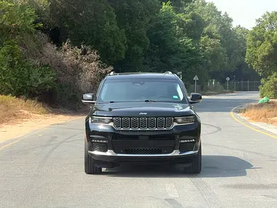 Jeep Grand Cherokee Summit 2023
