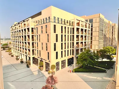 Ready To Move/So Huge & Elegant/Capacious Balcony/All Amenities Here