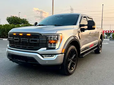 2022 Ford F-150 XLT Canadian Specs
