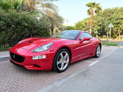 Ferrari California 2011 Standard GCC Specs
