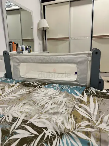 SnüzPod Bedside Bassinet / Lift-off Bassinet Sleeper – Urgent Sale AED 100