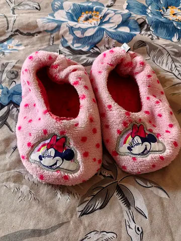 10 aed only Disney Kids Home Shoes good for size 24-28 can be used in perfect condition