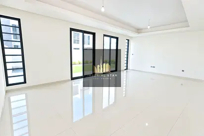 LOWEST PRICE | SPACIOUS | CLOSED KITCHEN