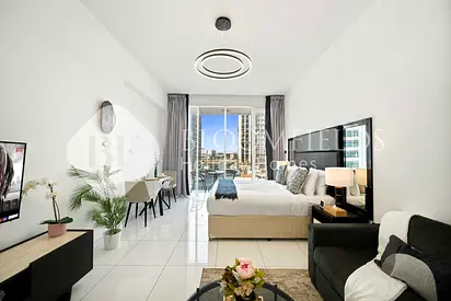 Furnished | Rooftop Pool & Gym | Near Golf Course