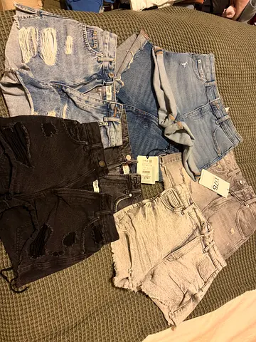 Bundle of shorts - Brand new and like new