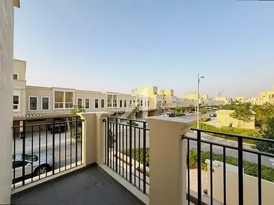 End Corner Unit | Big Garden | Ready to Move in