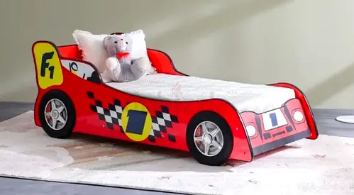 Toddler bed 70x150 cm Cara shape Red color hardly Used but in good condition