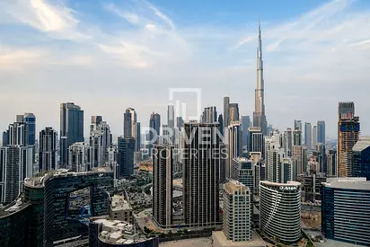 Burj Khalifa View | Waterfront Living | Corner Apt