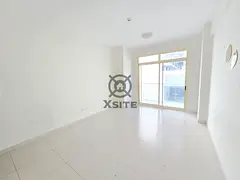 Limited Options|Prime Location|Closed Kitchen