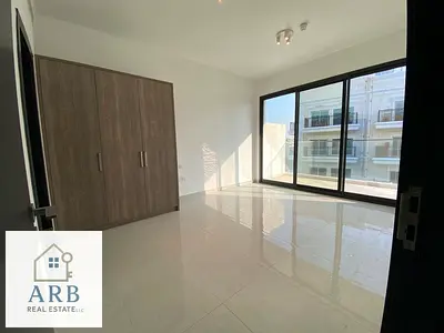 BRAND NEW | MODERN LIVING | SPACIOUS LAYOUT