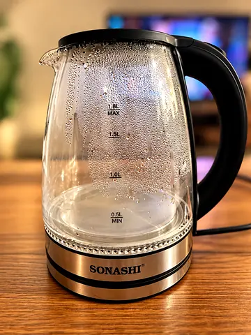 Sonashi 1.8L Glass Electric Kettle - Good Working Condition