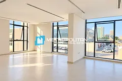 Prime Location | Commercial Villa | 5 BR w/ Maids
