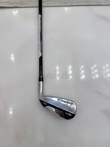TaylorMade M4 Golf Iron - Single Club (Right Hand) in Good Condition. Driving Iron- No 2