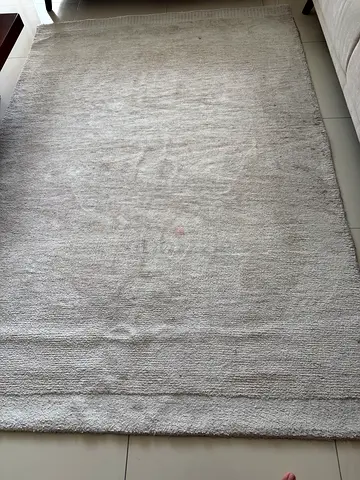 Light grey solid area rug - good condition, 160x230