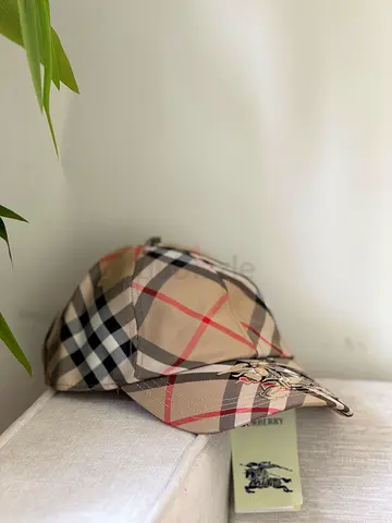 Burberry cap