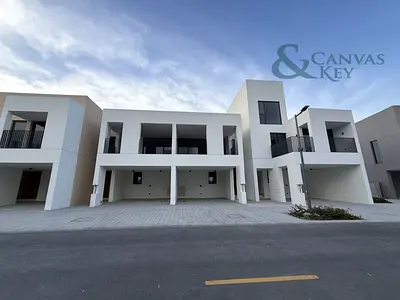 READY TO MOVE I BRAND NEW I SPACIOUS LAYOUT