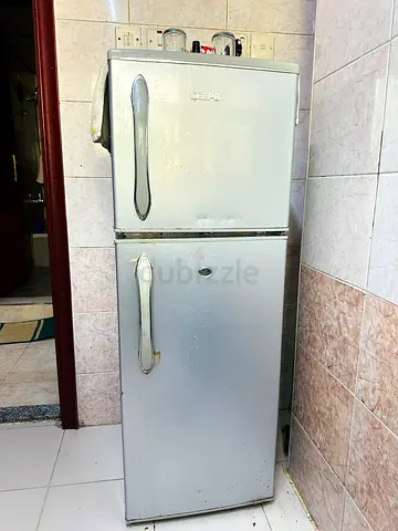 Used two-door Beko refrigerator - 240L (silver), working condition