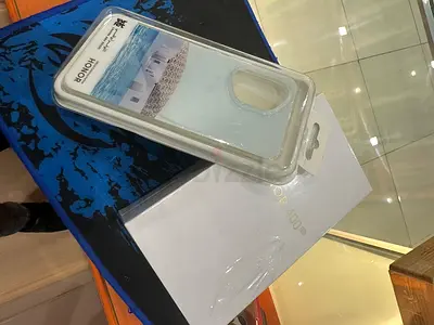 HONOR 400 5G Premium design • AI camera • 5G performance Display: 6.55-inch AMOLED, 120Hz Main camer
