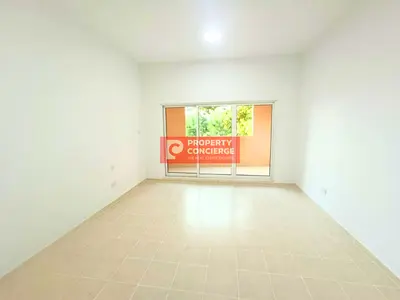 12 Cheques | Close Kitchen with Balcony | [Prime location |