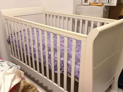 BABY CRIB / COT BED