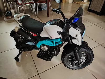 Kids Electric Bike Motorcycle with Training Wheels - White/Blue