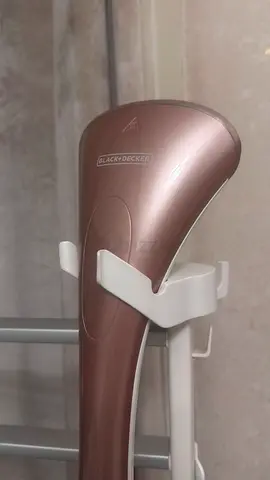 Black+Decker Handheld Garment Steamer - Lightly Used