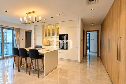 Upgraded Duplex | High Floor | Furnished