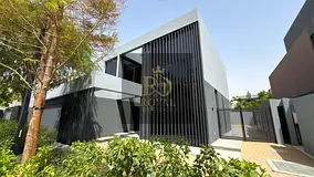 STUNNING VILLA | 4 BEDROOMS + MAJLIS +MAID ROOM + POOL | LUXURIOUS FINISHES | SMART HOME SYSTEM | RE