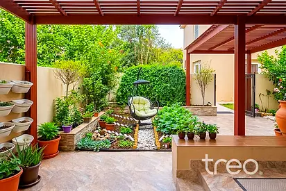 Single Row | Vacant Soon | Landscaped