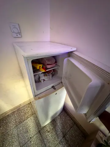 Small chest freezer / Fridge — compact under-counter freezer, working condition