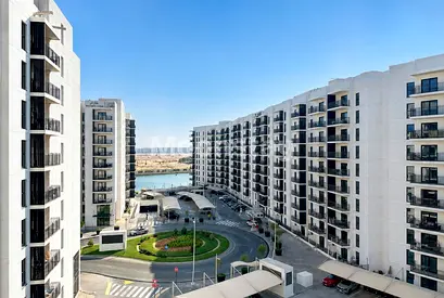 Ready to Move! | Prime Location | Canal View