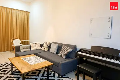 Fully Furnished Corner Unit | High Floor