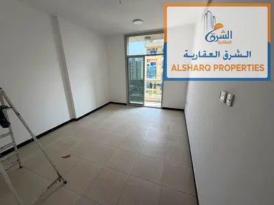 أرقي غرفتين وصالة_غرفة ماستر_خزائن بالحائط_كورنيش عجمان_تكييف وتبريد مركزي