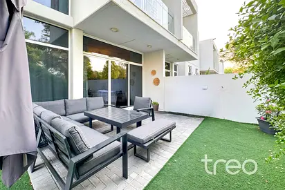 Unfurnished | Townhouse | Corner Unit