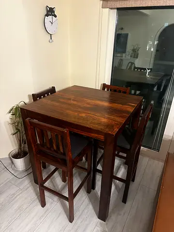 Table with Stool