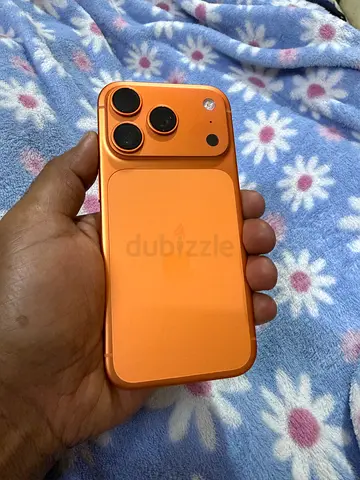 iPhone 17 pro orange