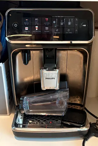 Philips 3200 Automatic Bean-to-Cup Coffee Machine - Good Working Condition