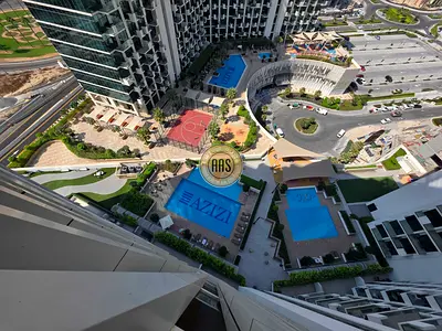 Like A Brand New Luxury One Bedroom Apartment with downtown view