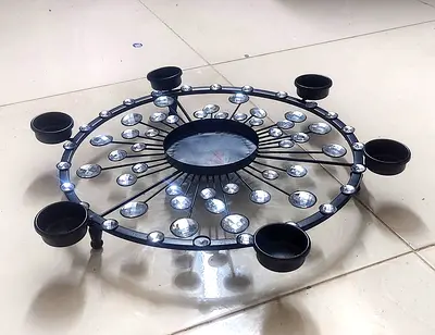 Decorative metal candle holder centerpiece — 8-arm with mirror accents