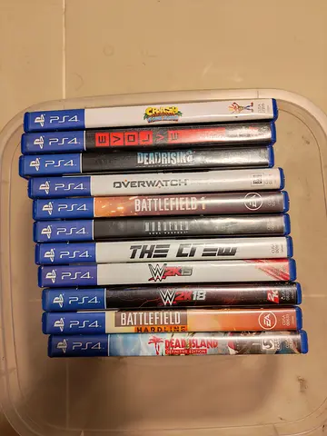 Bundle of 11 PS4 Games – Overwatch, Battlefield 1 & More