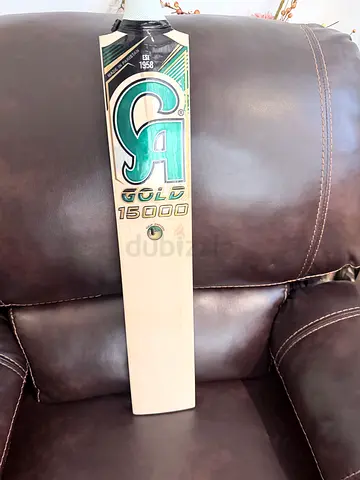 CA Gold 15000 grade 1 Cricket bat (New)