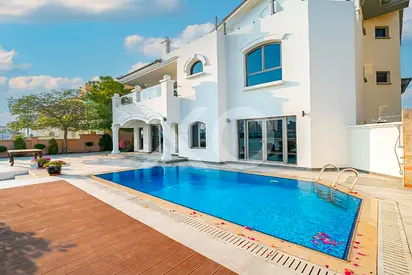 High Number | Renovated 5 Bed + Maid | G+2