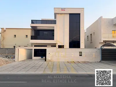 3-story villa on the main street, including electricity, water, and air conditioning. Fully centralized air conditioning. Freehold ownership.