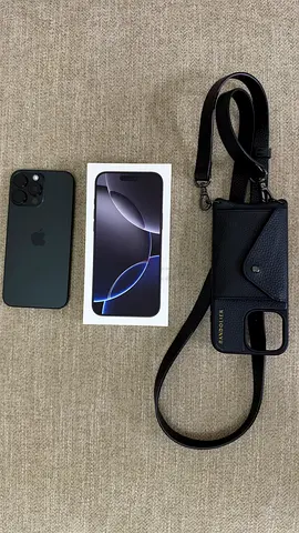 iPhone 16 Pro Max 512GB + Bandolier Case