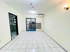 1 Minute to Metro // Ready to Move Studio // for family