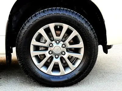 2021 Toyota PRADO — фото 10